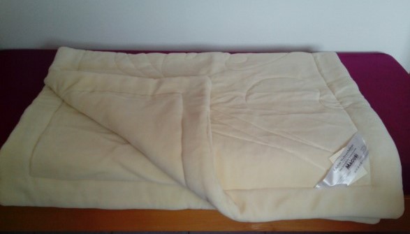 Merino-Kammgarn Schafwolldecke von Macubi Schlafsysteme